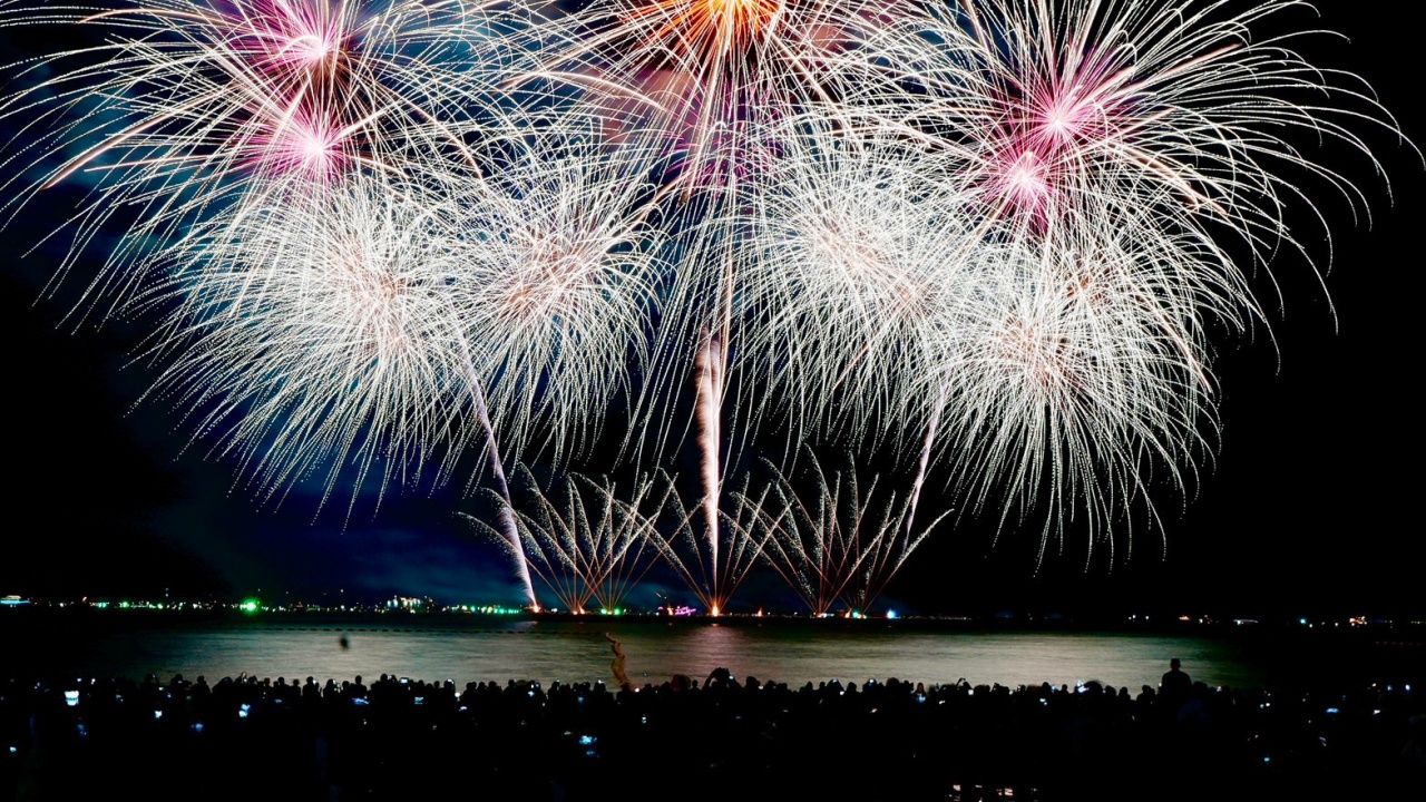 “2025芭堤雅烟花节”精彩绝伦震撼惊艳游客