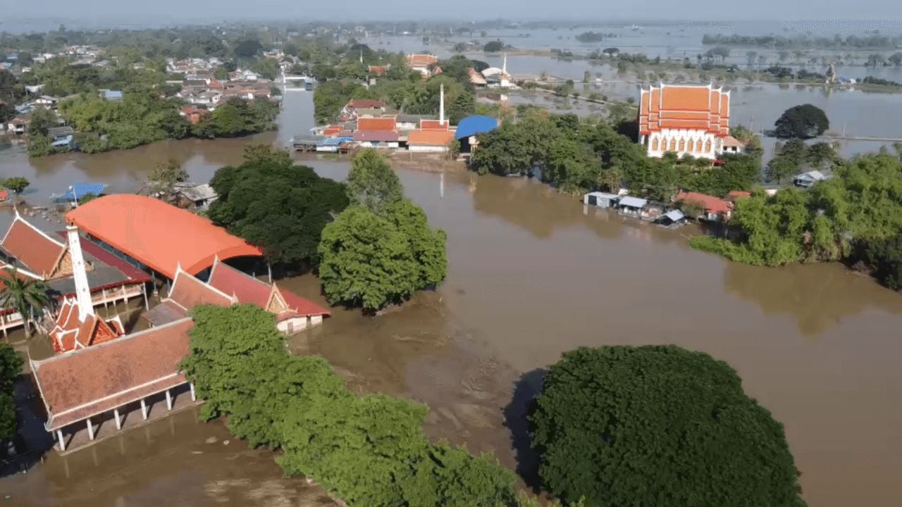 大洪水重创大城府 13个县受灾,预计新年后恢复正常