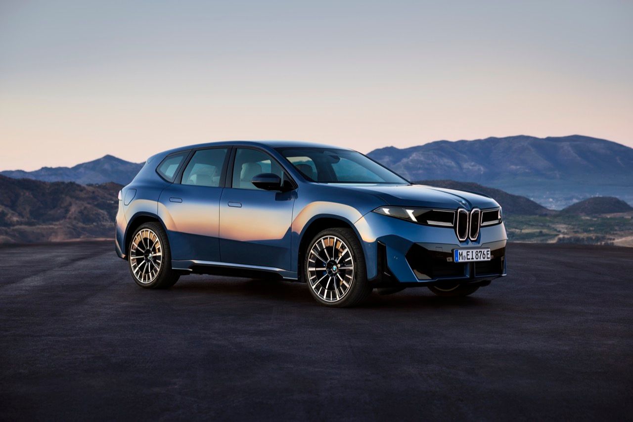 来了，从头到尾全新改变的新款BMW iX3 xDrive M50 双电机续航800公里!