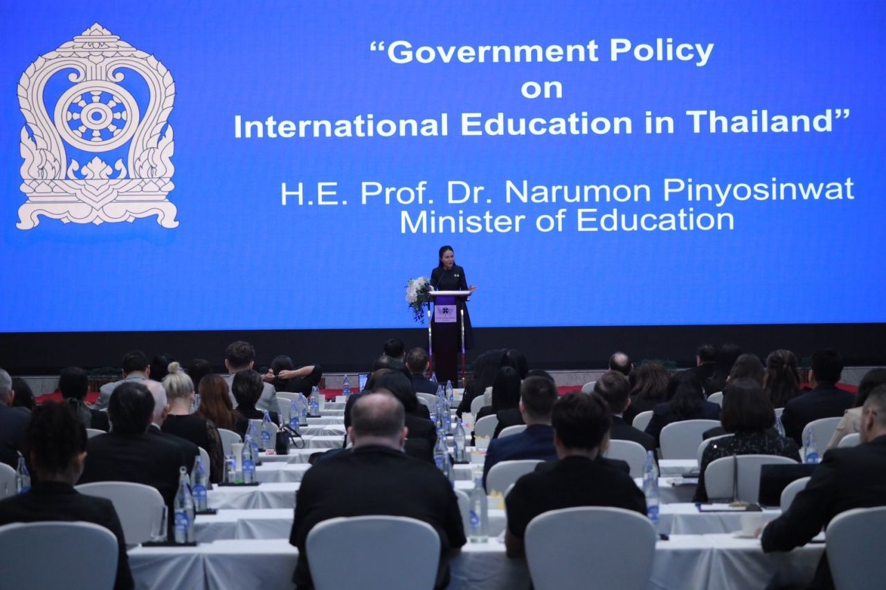 “纳瑞蒙” 使用三大支柱引领教育 “减轻教师负担-未来技能-AI技术”