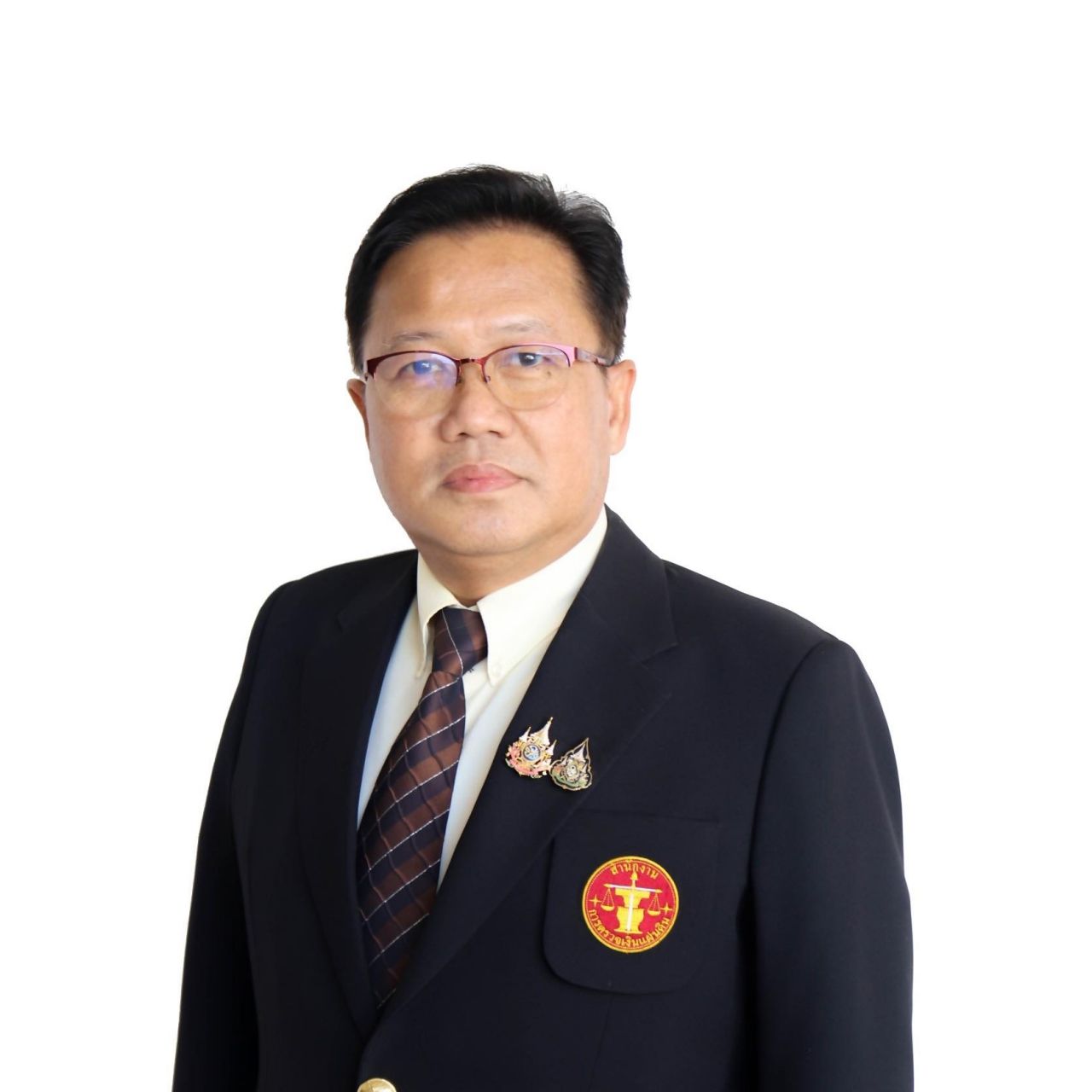 任命Kongkiat Kaenthong为审计局副局长