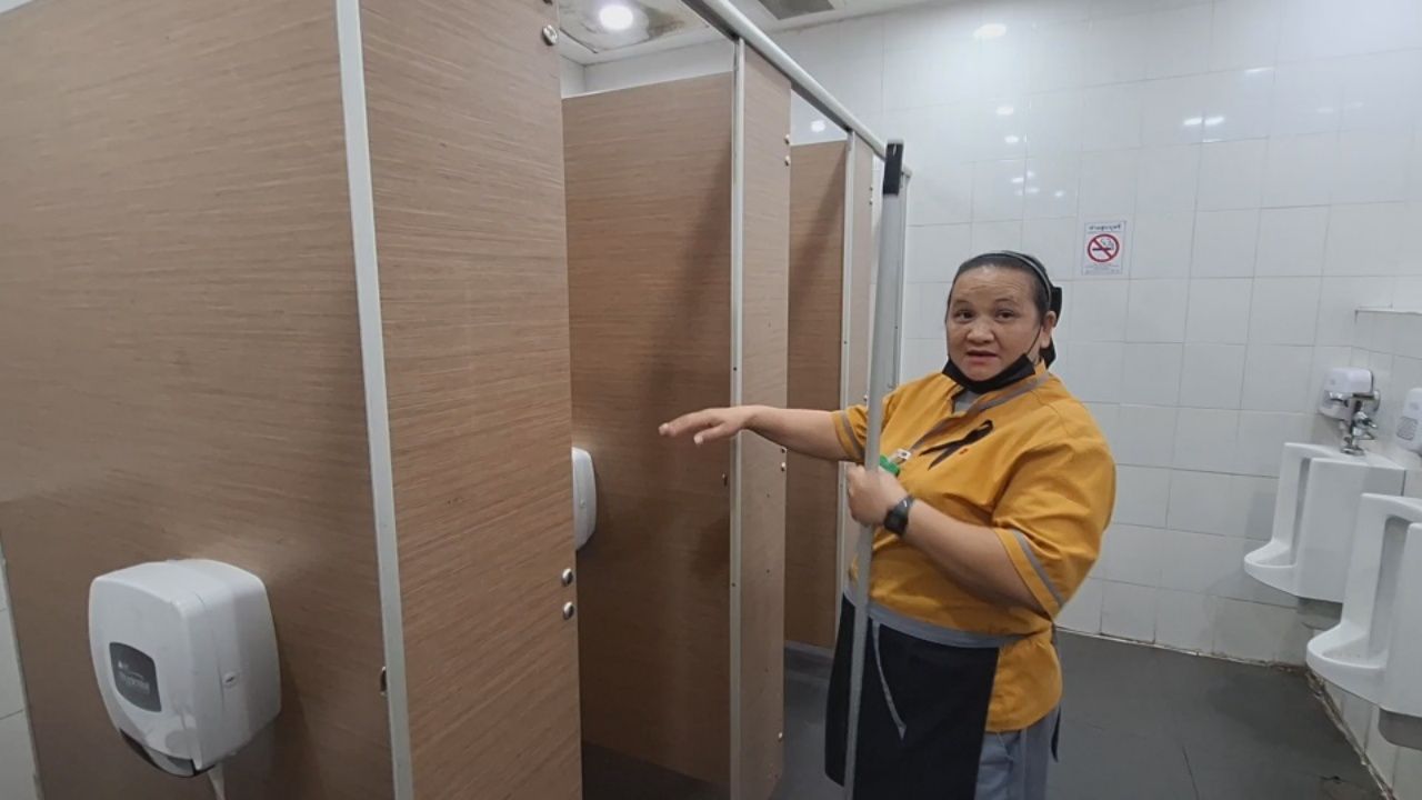 33岁男子在商场卫生间偷拍警校学生,承认吸食冰毒后产生性冲动