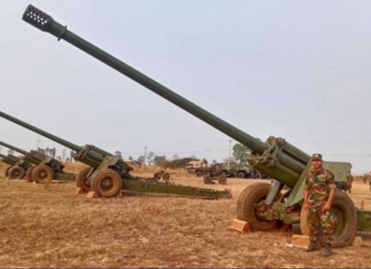 柬埔寨派遣1.2万名士兵及重武器到边界部署
