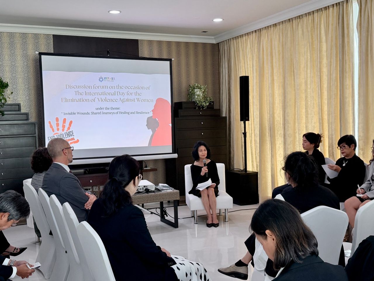 是时候停止沉默了：以色列大使表示世界必须共同结束针对女性的暴力