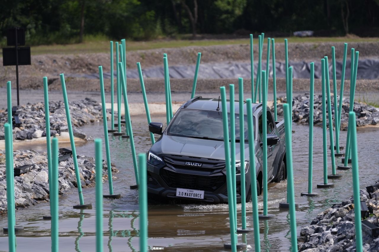 五十铃投资1亿翻新ISUZU 4x4 EXPERIENCE四驱车体验场