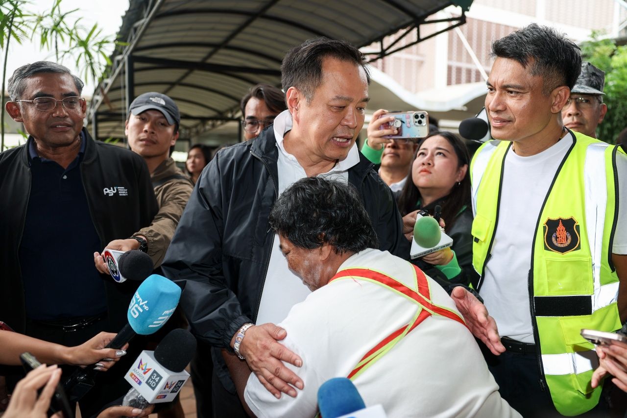 “阿努廷” 承认失误 向需撤离的民众道歉 称不管是谁都会愤怒 表示困境一样