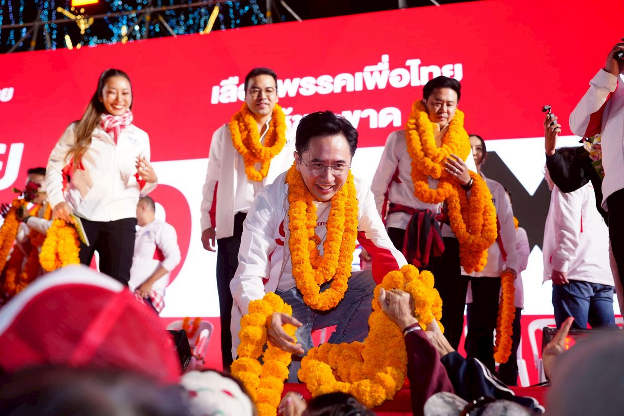 “阿琛” 宣布将清迈涂成红色，邀请“他信”孙子归来