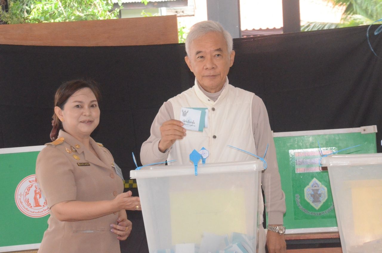 2028年市政选举 “Suwat-Teva” 两兄弟 “Liptapallop” 进入投票站