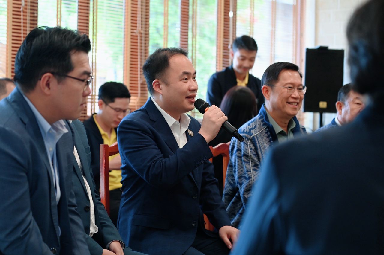 “พิชัย” 会见私营部门 推动泰老边境旅游贸易政策