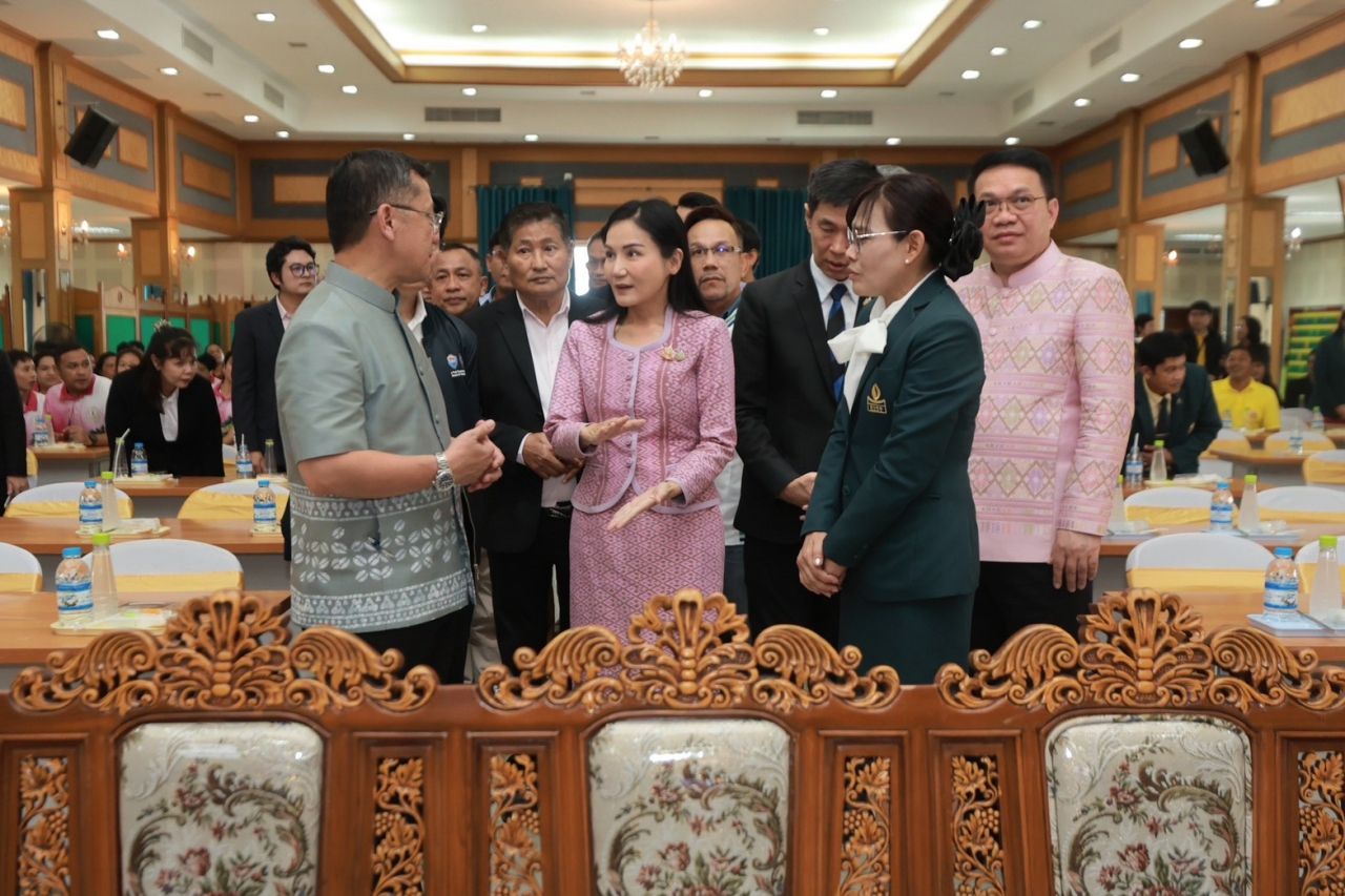 加速修复因地震损坏的信心学校 “纳鲁蒙” 强调全国教师宿舍改善