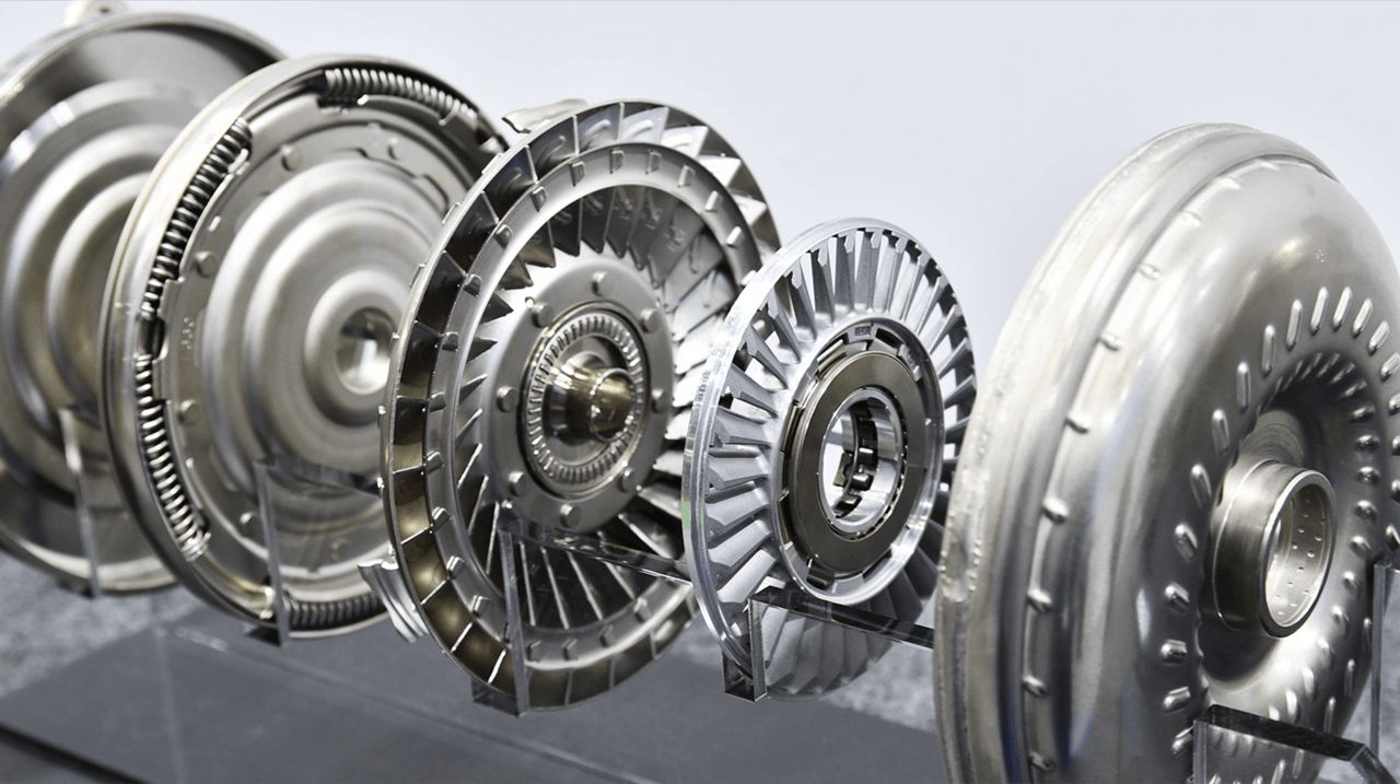 如何驾驶自动挡汽车以避免变速器快速损坏！