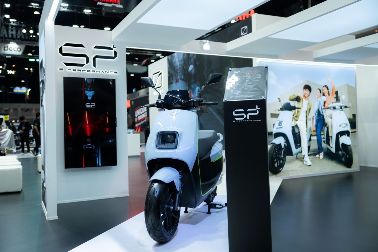 SLEEK EV 提升城市电动摩托车驾驶体验,构建 EV 生态系统