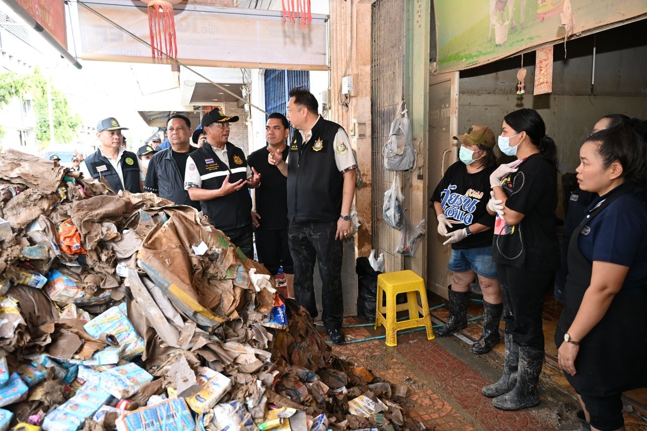 哈雅角洪水造成的经济损失预计达千亿 逾百万吨垃圾