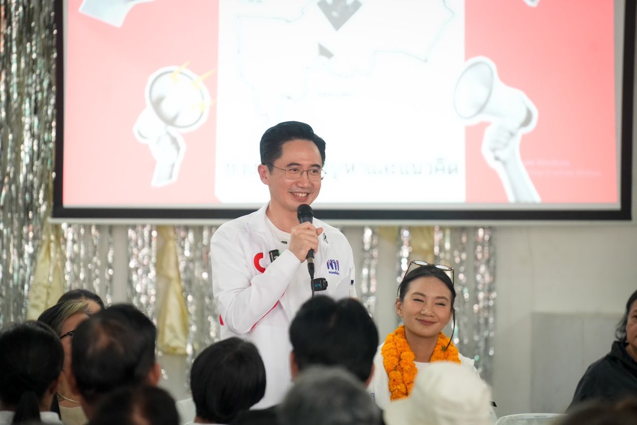 “ยศชนัน” 接受民意调查,准备改进政策,讽刺谁都能写政策,但成功者寥寥