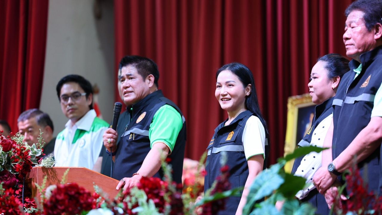“塔玛那” 有信心今年“没问题” 暹罗不淹水，提醒新风暴将袭南部 “春蓬-那拉提瓦”