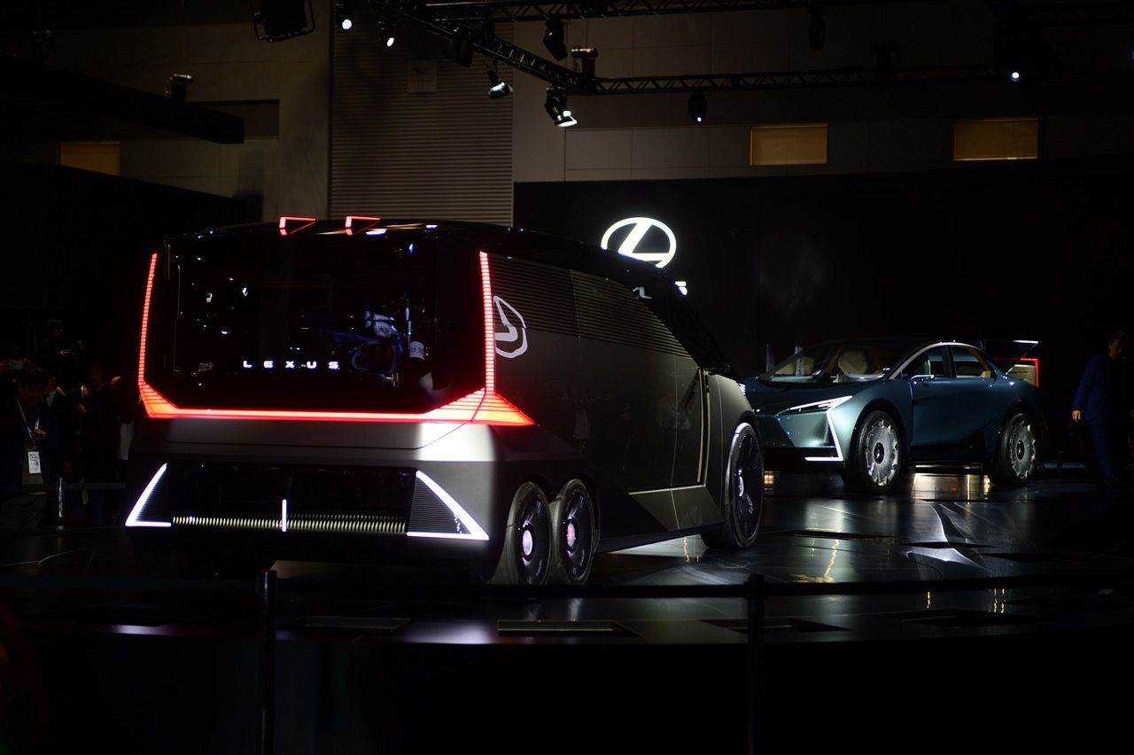 探寻现实:豪华六轮Lexus LS概念车亮相2025日本移动展