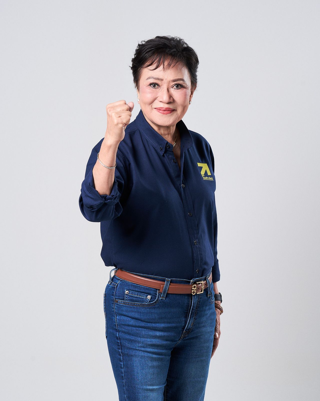 “尊夫人卡拉雅·索邦班尼”简历：从民主党的核心成员到新泰进步党的总理候选人