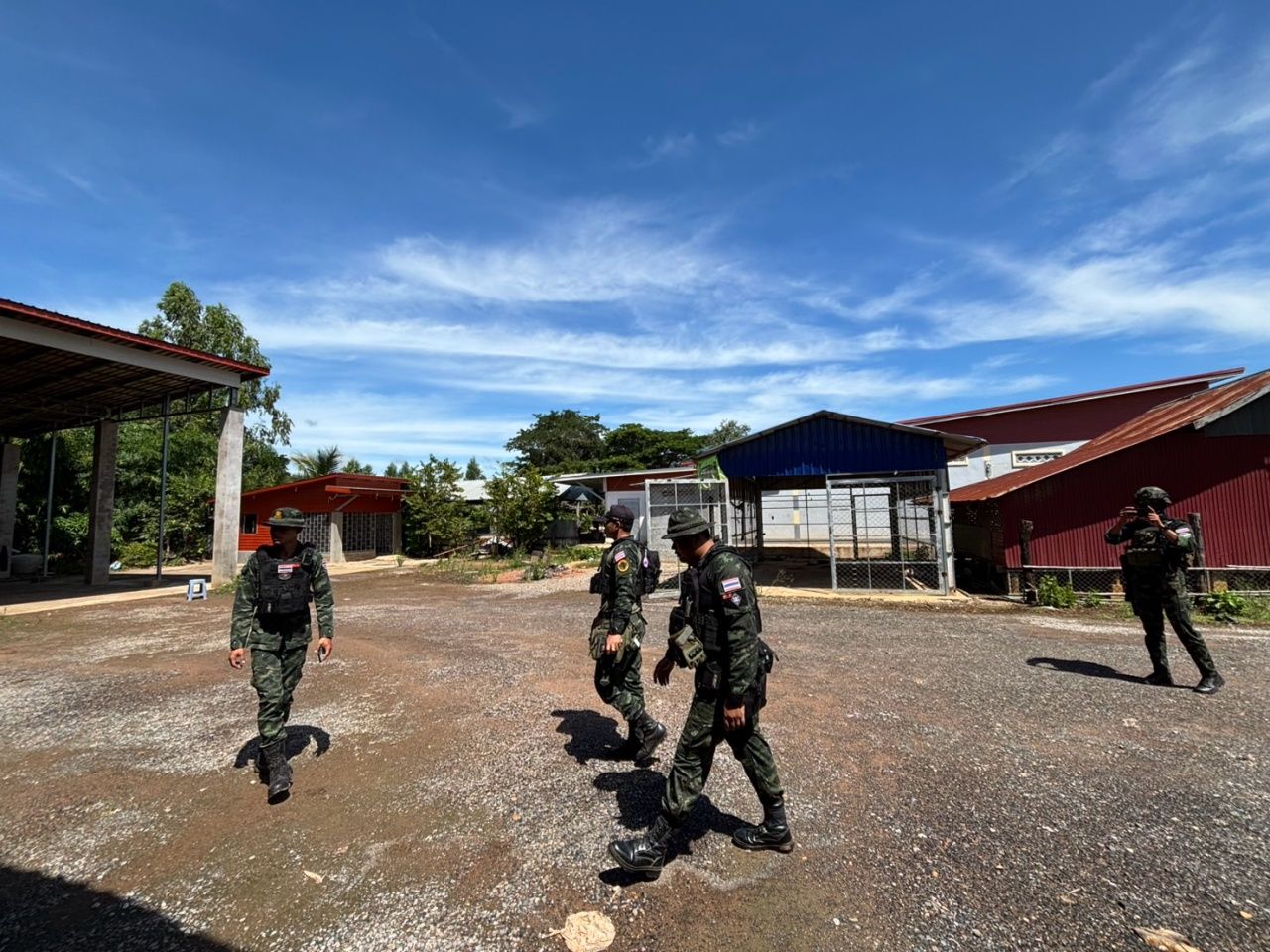 清理边境的芒詹村,移除高毁伤力反坦克地雷