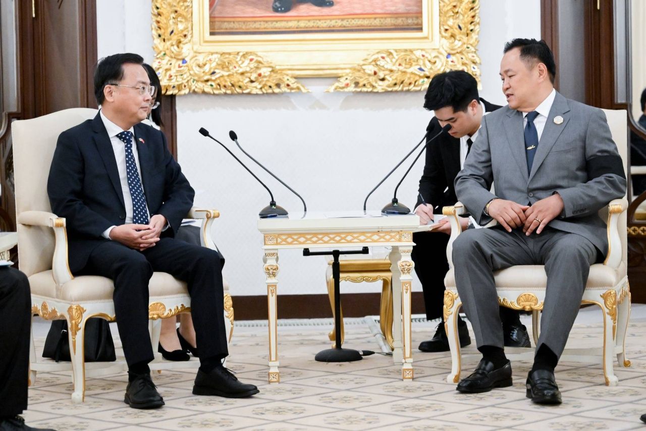 中国捐赠2000万人民币人道主义援助泰国,对起重机倒塌压毁火车事件表示遗憾