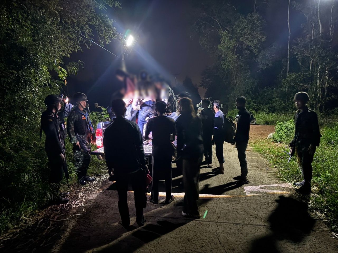 每天大量柬埔寨劳工涌入，再次抓获16人非法入境泰国寻求建筑工作
