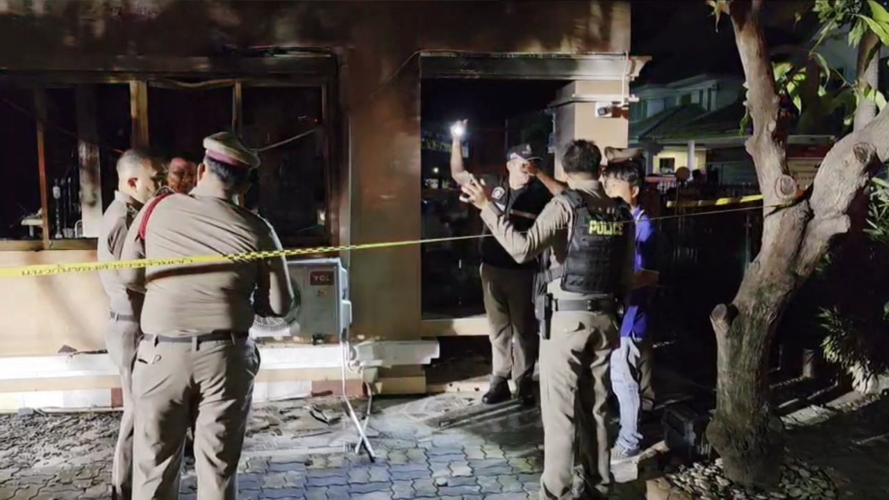 悲剧 独立房屋起火 臥床母亲被烧死 儿子重伤 初步原因不明