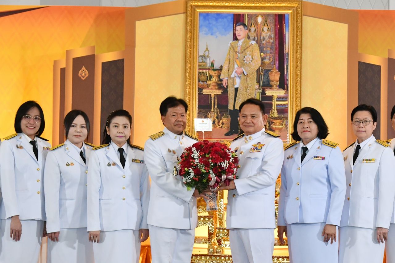 获御准委任“察叻”为第二副议长 承诺公正履行职责