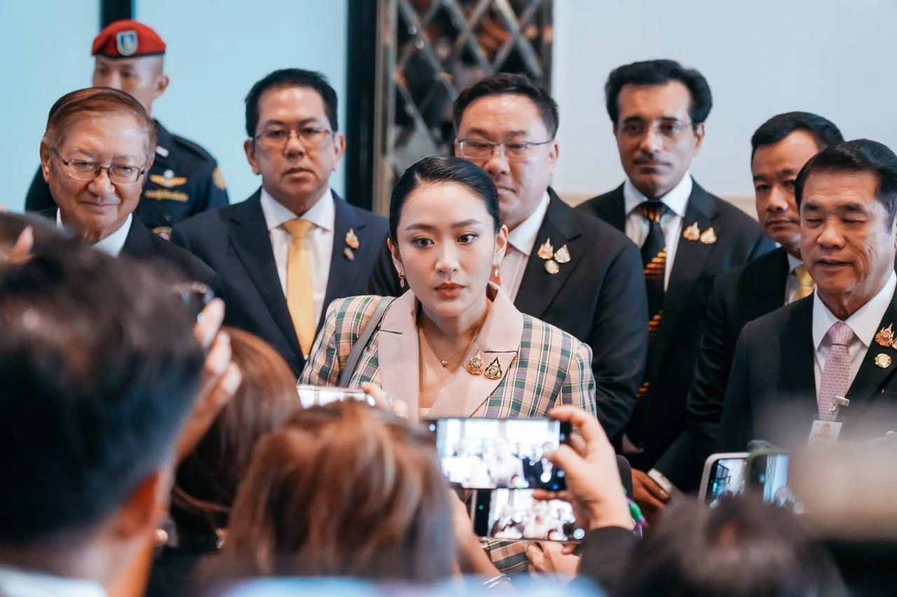 “英拉总理”确认尚未取消第三阶段发放1万泰铢计划 - 等待内阁敲定DSI负责人替代“塔维”