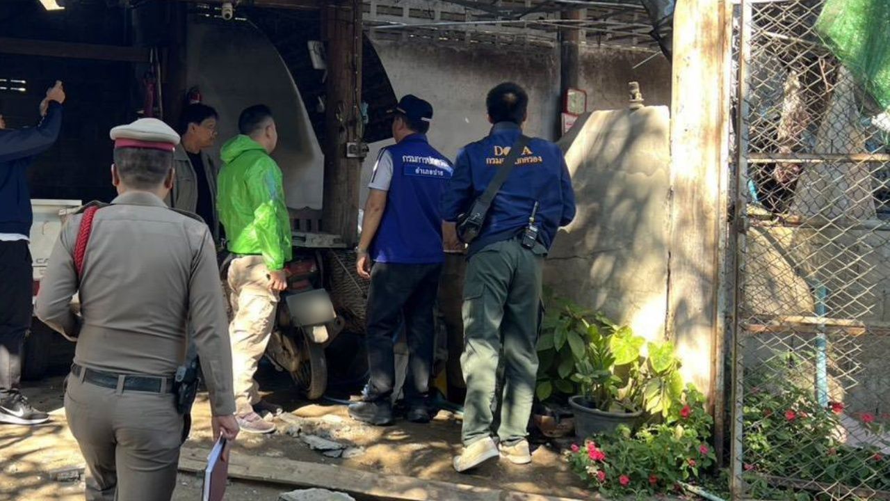 泰国夜丰颂府拜县米粉压机爆炸 致一死两伤