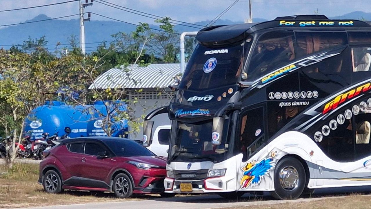 再送回一批“灰色中国帮”从KK Park-瑞高果，四天共937人