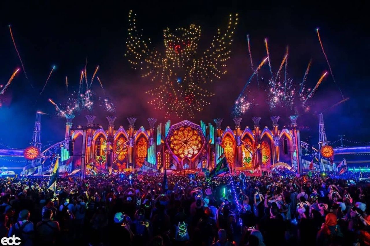 投入7亿泰铢举办EDC泰国2026,预计可吸引普吉岛游客增长25%