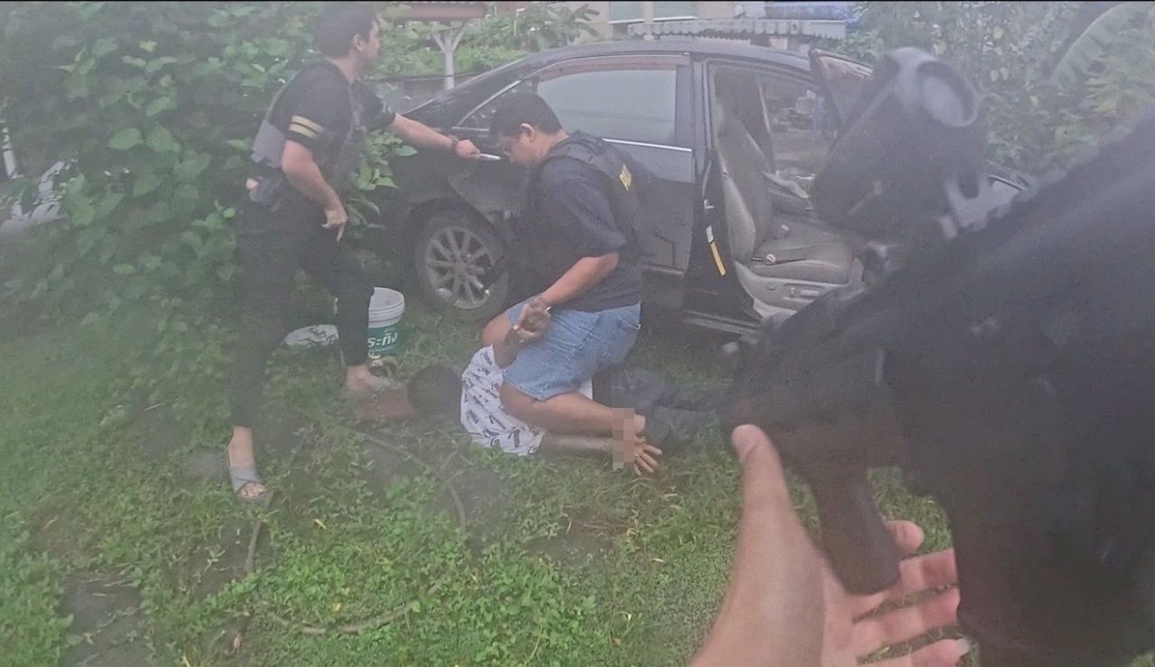 “侦查组1” 在拉抛地区抓捕主要毒品经销商，缴获超过52万片的毒品