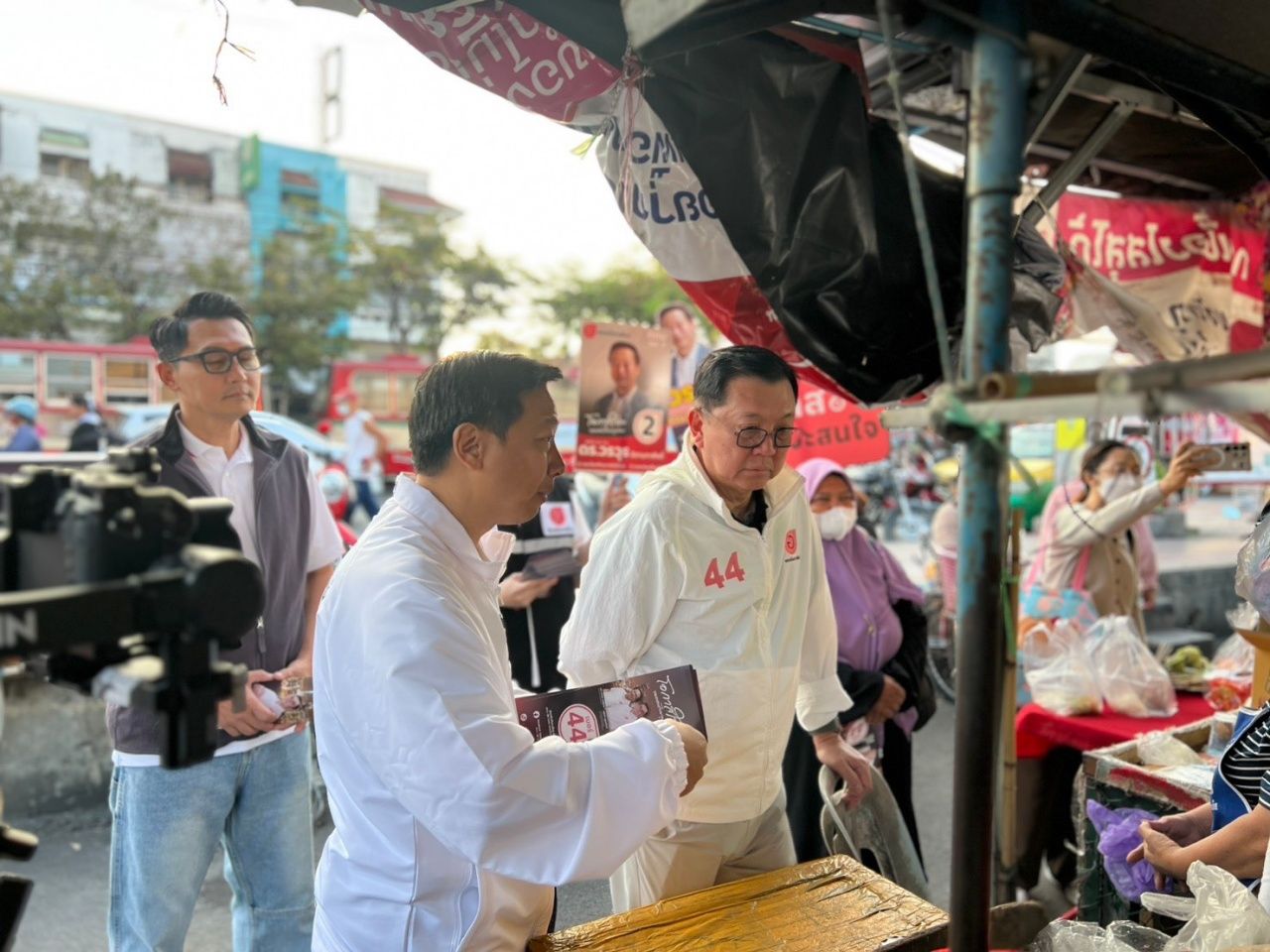 “朱图蓬” 指出，新机会党在曼谷的声势超出预期，相信市民渴望改变