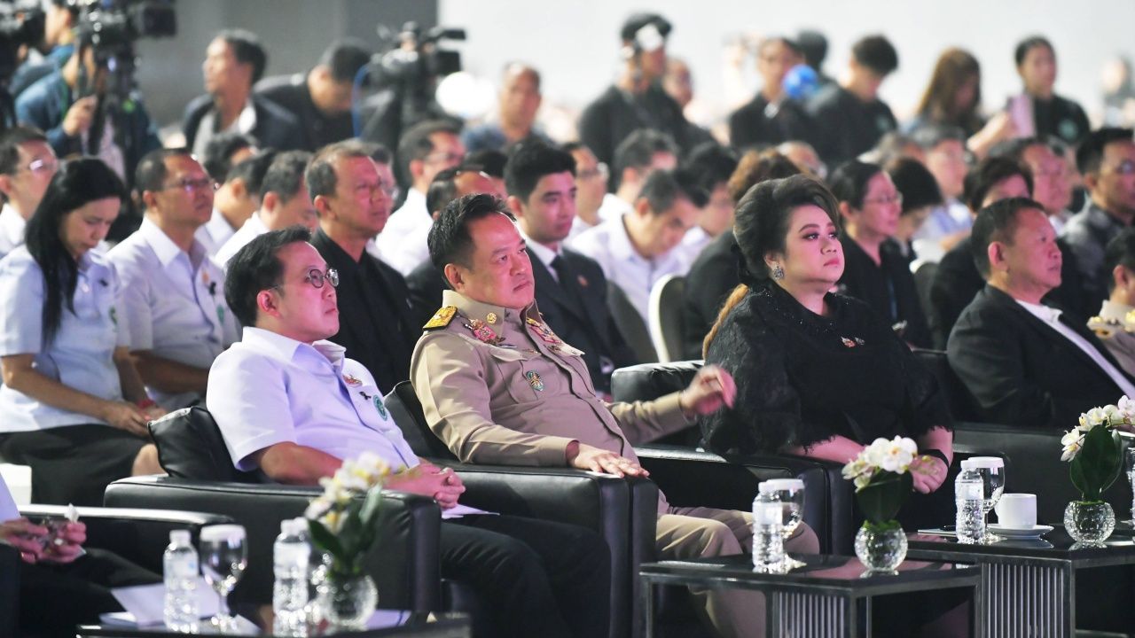 “阿努廷” 比喻 OSM 为优秀的划手，希望成为“智能 OSM” 利用科技帮助照顾民众