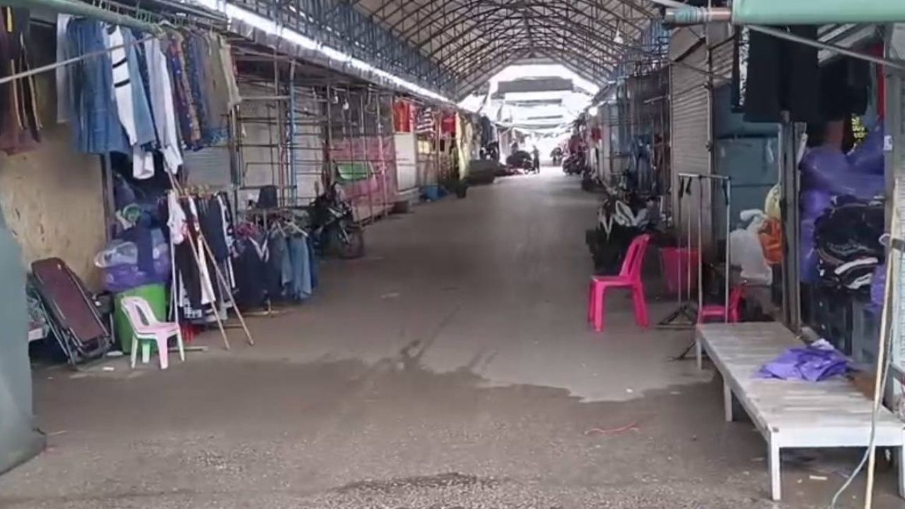 布鲁尔瓦部队驻扎在阿兰亚边境，拉起铁丝网封锁自然通道
