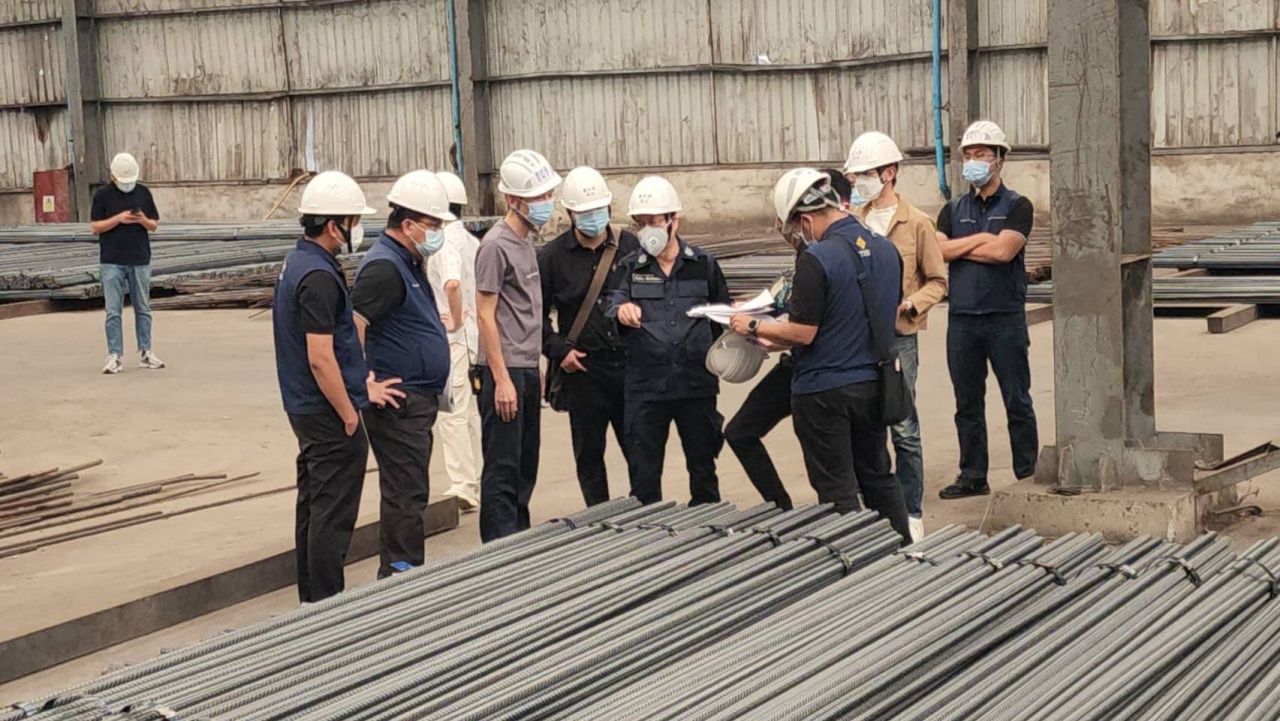 工厂部门检查“新克元”钢铁公司，给予一年改善品质时间