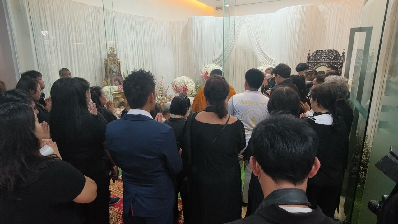 请求国葬“姐吉奥”，揭示最后的遗言，把我留在家，我要住在家里