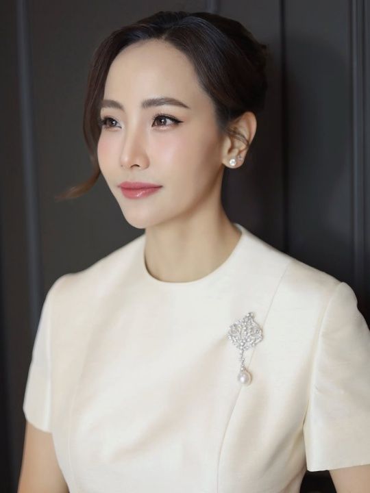 总理夫人展示瓦特科克普阿的迎礼舞，并首次展示科拉蟹炒面