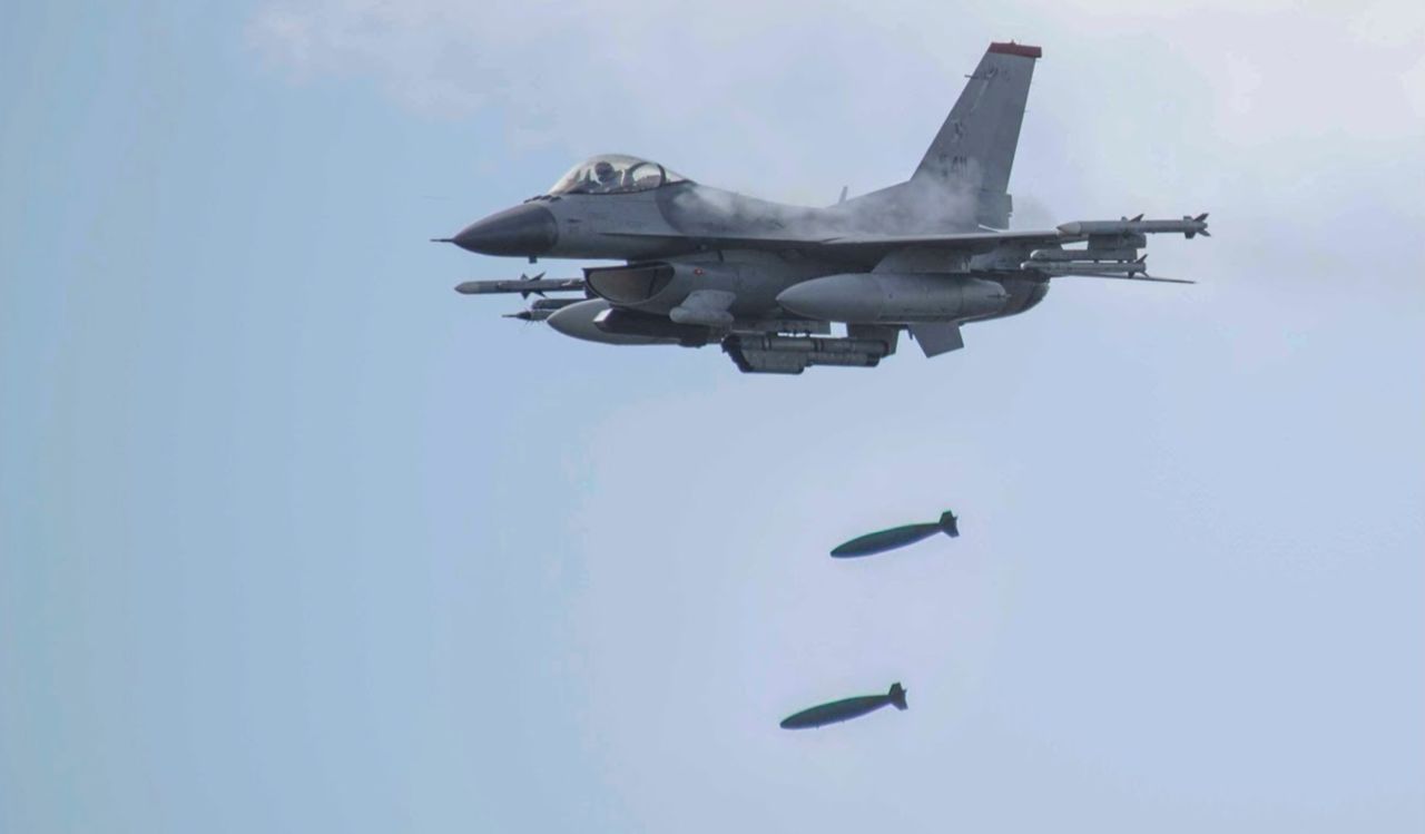 泰国产Mark 82炸弹精准打击