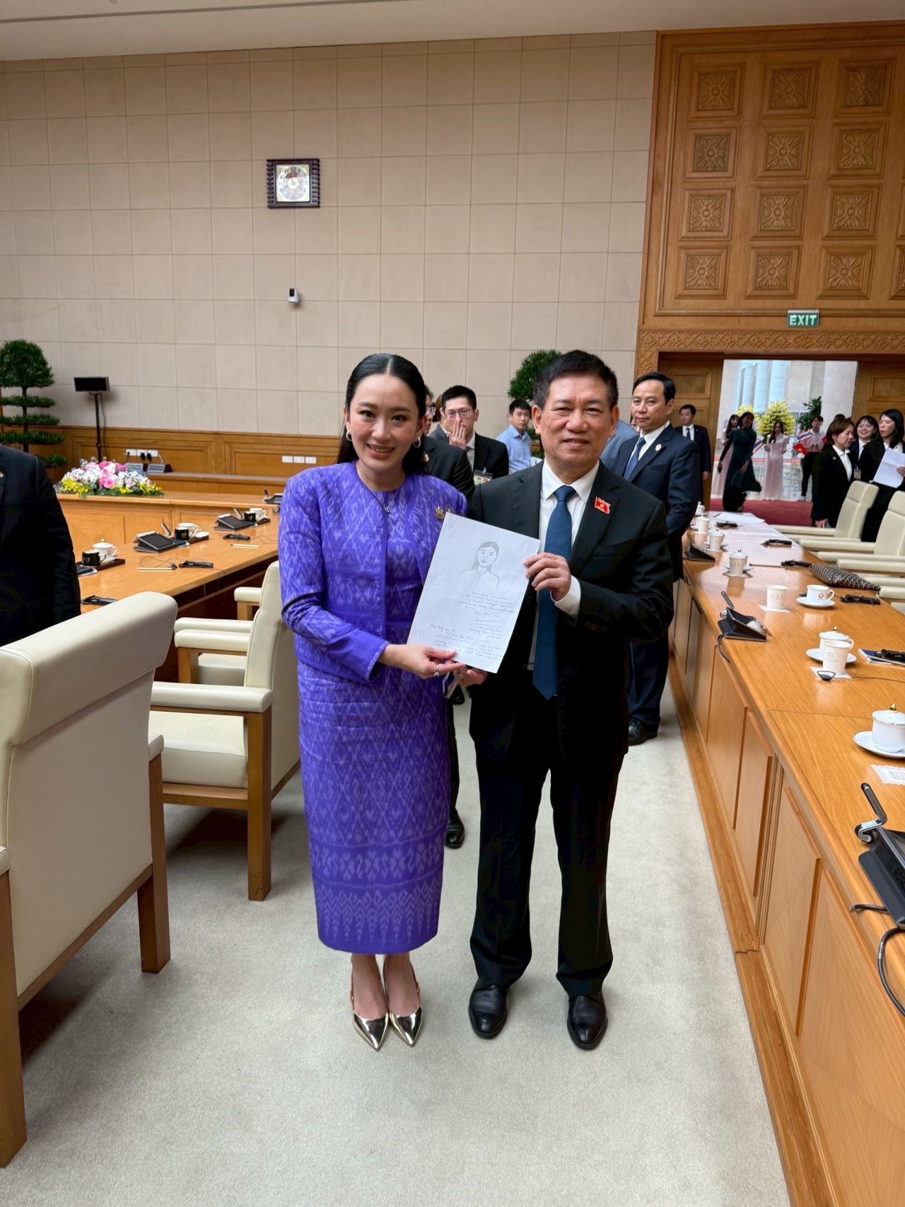 总理重申推迟数字钱包第三阶段的原因，详细说明使用1570亿泰铢的水、旅游和交通安排
