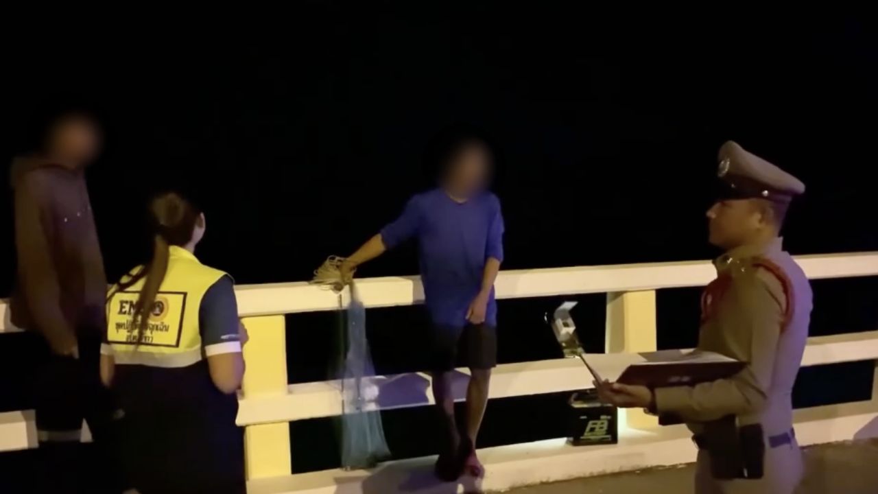 官员紧急搜索失踪的皮卡车坠入大海的“沙拉辛桥”