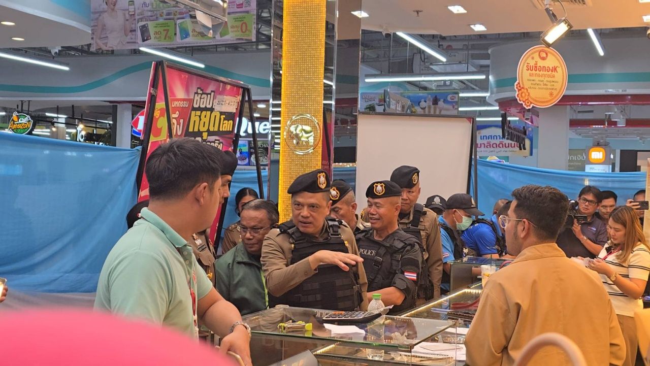 警方在泰国苏兰站金店抢劫案中发现嫌犯指纹