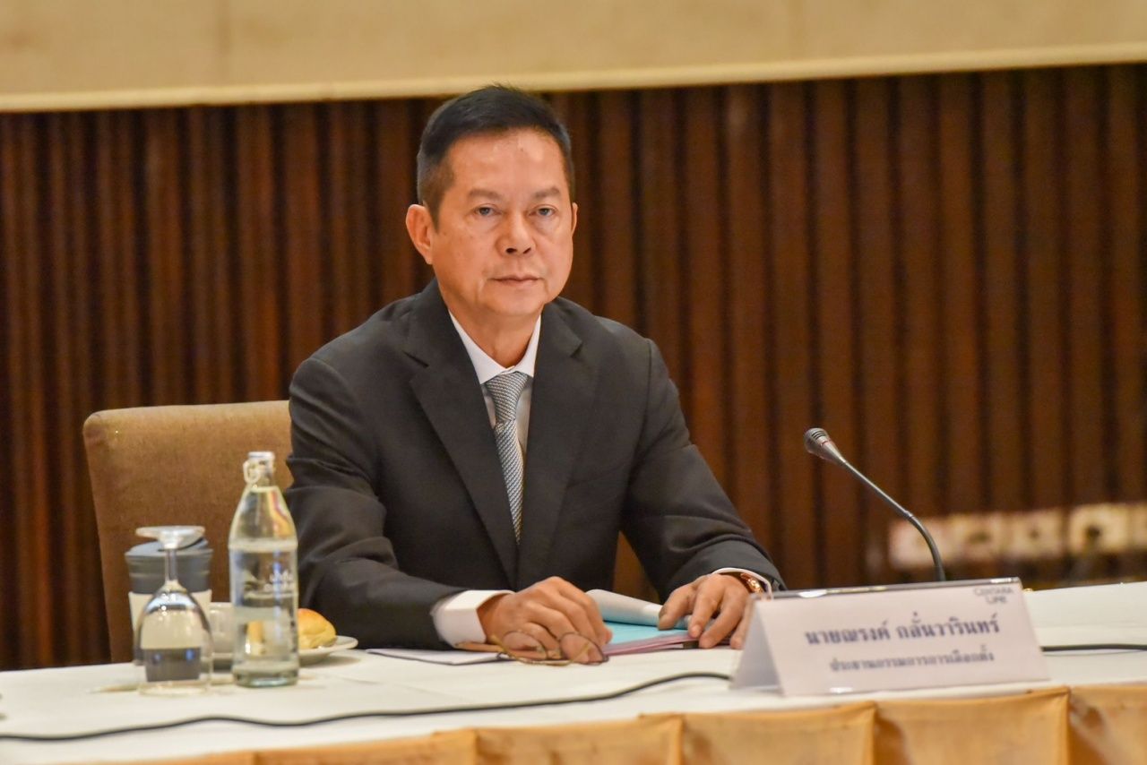 选举委员会主席宣布：议员选举与公投同日进行，成为全国人民的成就