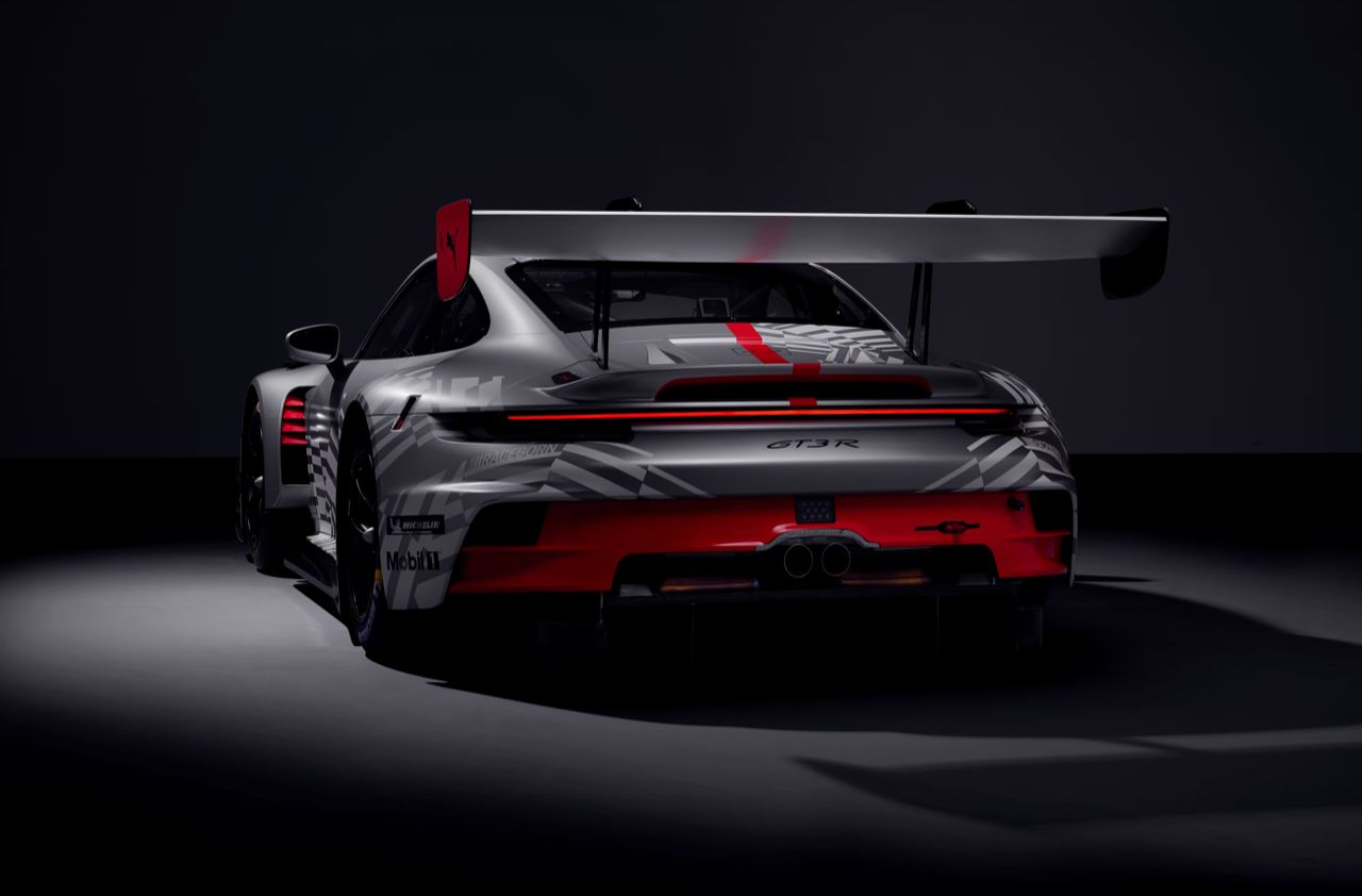 Porsche 911 GT3-R 2025 赛道之王
