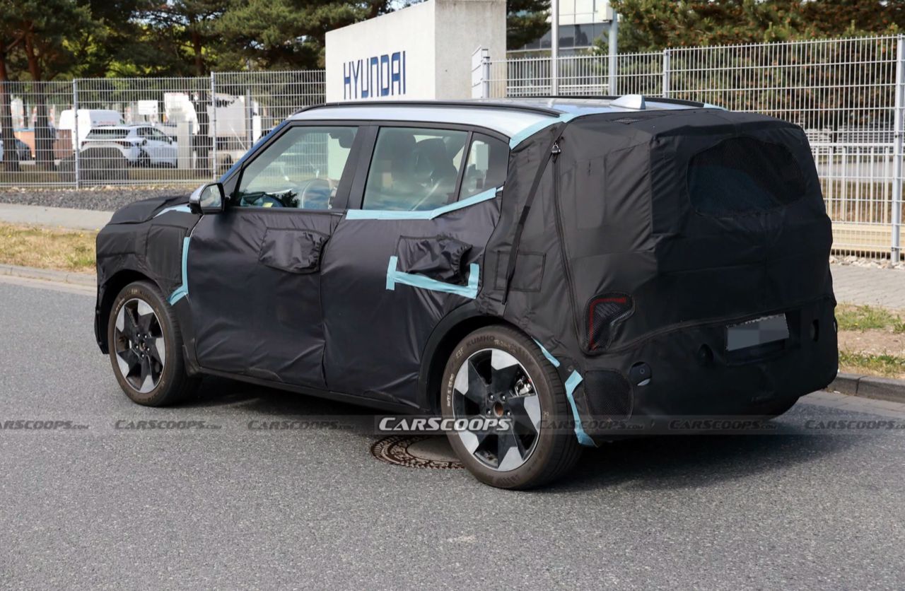 探秘全新KIA EV2 小巧电池不大 续航320公里