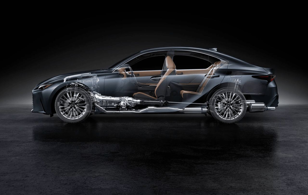 外观帅气的2026款全新LEXUS IS FACELIFT