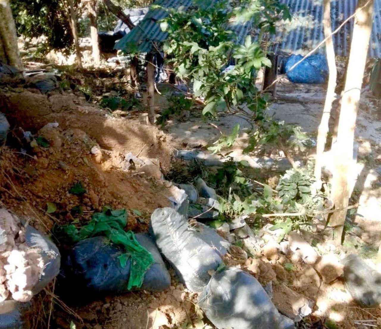 BM-21–杀手无人机袭击四色增边防基地，造成20人受伤