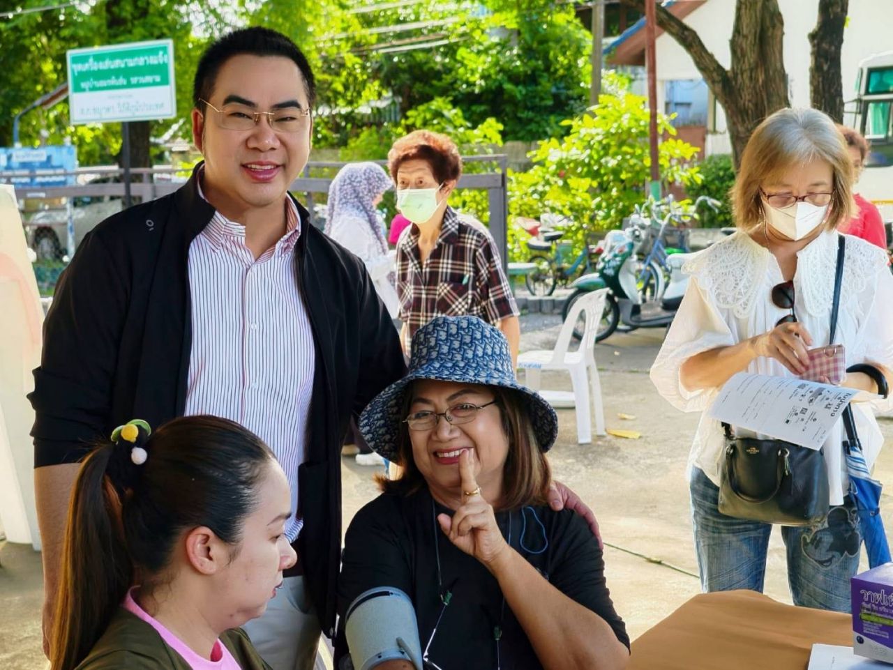 “帕卢普米” 回归，准备竞选泰国为民党曼谷议员，康纳耀-彭古比民众响应