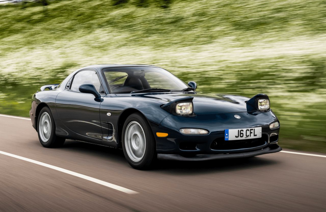 重温传说:Mazda RX-7 FD 1992——驾驶者梦寐以求的旋转引擎