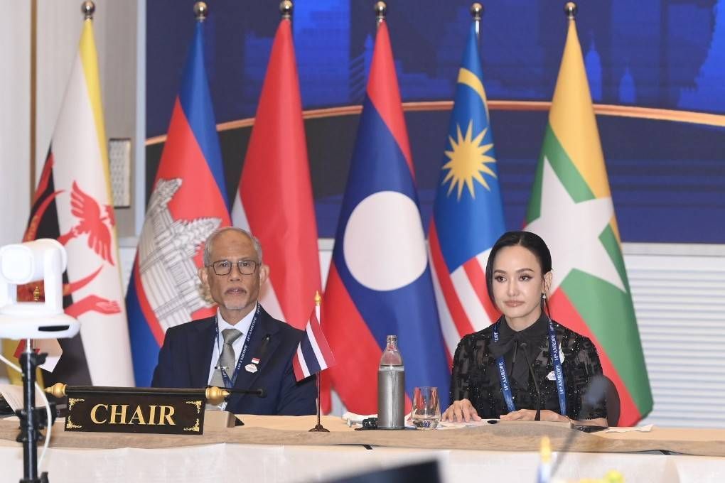 “莎西特拉” 出席东盟部长会议以消除贫困 宣布将提升人民生活质量