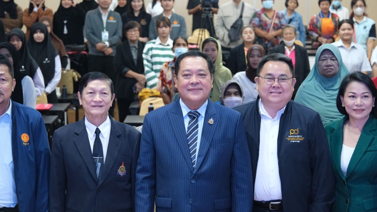 “塔维” 指出国家动态变化，政府应来自多数声，而不是强迫